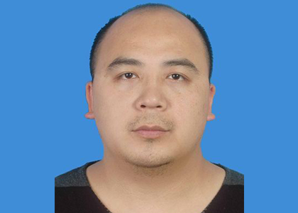 黄立本.png